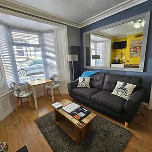 The Hyding Place On George Street Apartment Whitby