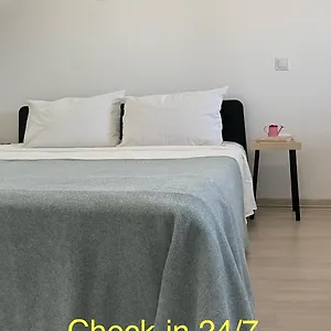 Old Center Apartment Bucharest